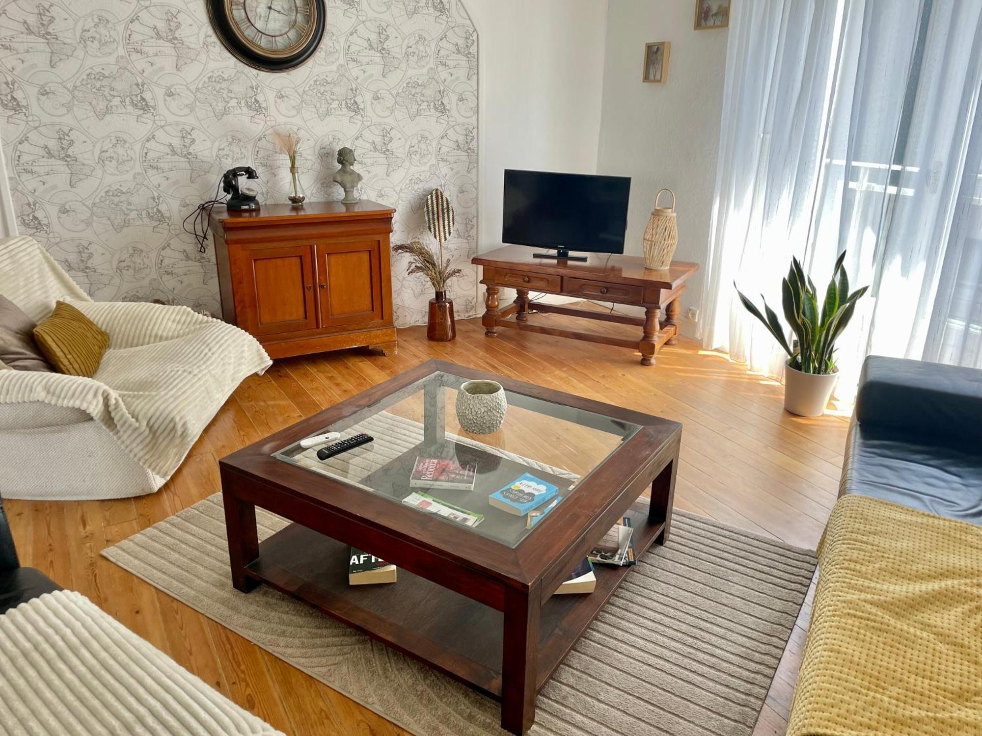 Ty Sarah Apartment *